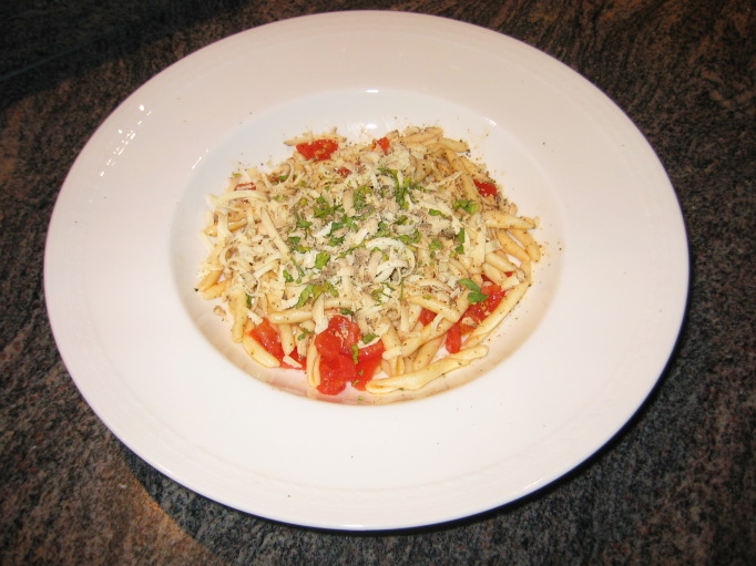 Pasta pomodoro formaggio Belp pasta_pomodoro_formaggio_belp.jpg